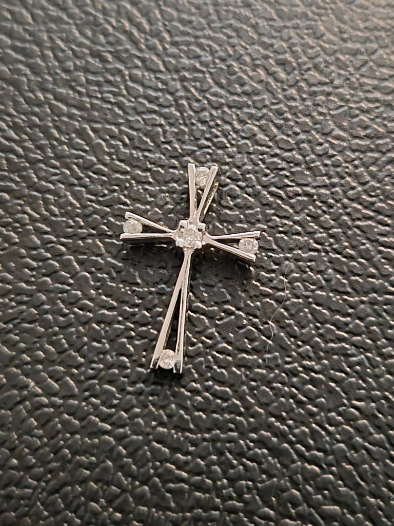 10k White Gold Diamond Cross Pendant Natural Diamonds